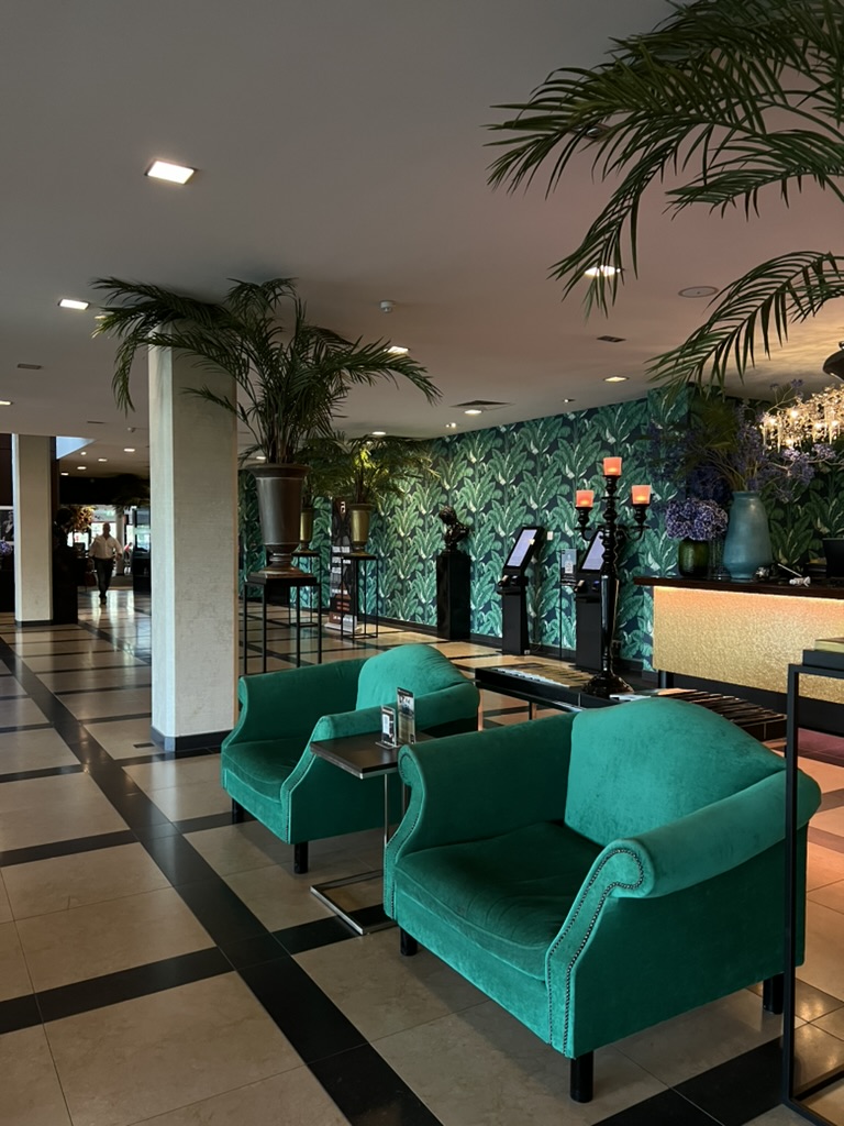 Hotels & Hostels
