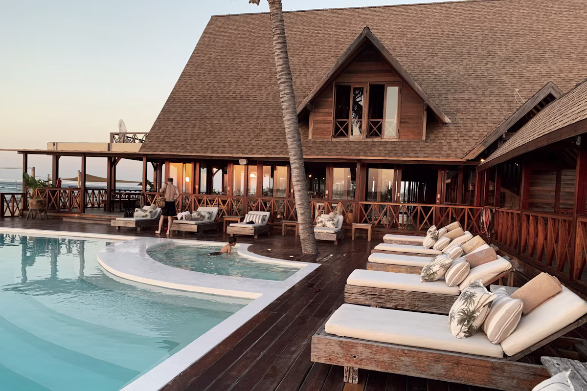 Hotels & Hostels